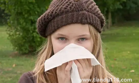 好好的鼻子為什么說(shuō)堵就堵（為什么早上起床鼻子堵）