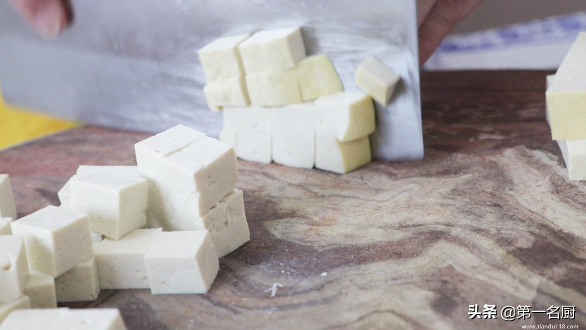 小蔥拌豆腐的做法(小蔥拌豆腐怎么做)(圖2) 小蔥拌豆腐的做法(小蔥拌豆腐怎么做)(圖2)