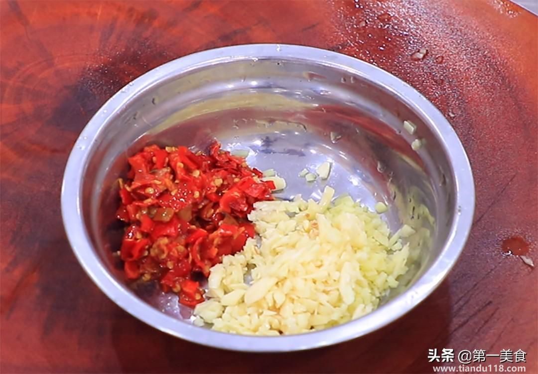 炒豬肝的做法(新鮮豬肝怎么炒好吃)(圖6) 炒豬肝的做法(新鮮豬肝怎么炒好吃)(圖6)