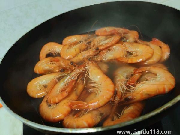 水煮蝦的做法（水煮蝦怎么做）