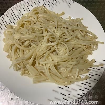 涼拌金針菇的做法(涼拌金針菇怎么做)(圖4) 涼拌金針菇的做法(涼拌金針菇怎么做)(圖4)