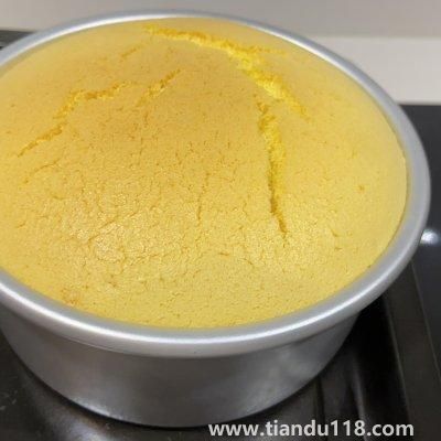 戚風(fēng)蛋糕的做法(戚風(fēng)蛋糕怎么做)(圖11) 戚風(fēng)蛋糕的做法(戚風(fēng)蛋糕怎么做)(圖11)