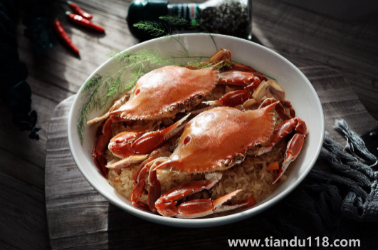 梭子蟹肚子底下一堆黃的能吃嗎（吃梭子蟹的注意事項）