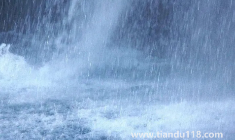 人工降雨會(huì)有轟隆隆的聲音嗎(人工降雨的水可以喝嗎)(圖3) 人工降雨會(huì)有轟隆隆的聲音嗎3