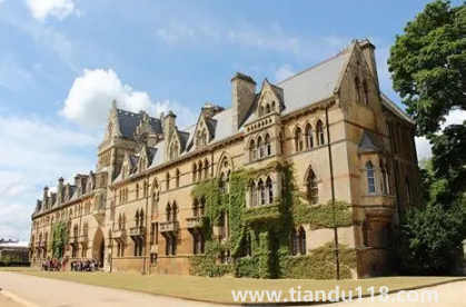 貧困證明在大學(xué)能拿到貧困金嗎(貧困證明在大學(xué)給多少錢)(圖1) 貧困證明在大學(xué)能拿到貧困金嗎1