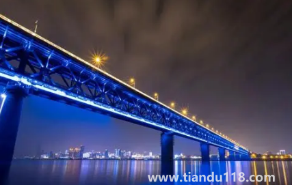 武漢21度冷嗎(武漢什么時候20多度)(圖2) 武漢21度冷嗎2