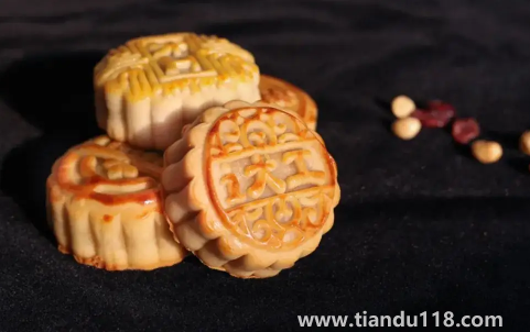 月餅現(xiàn)在的人不喜歡吃了嗎(中秋節(jié)一定要送月餅嗎)(圖3) 月餅現(xiàn)在的人不喜歡吃了嗎3