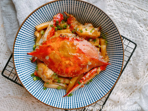 梭子蟹炒之前需要過水嗎(梭子蟹什么時候最肥)(圖2) 梭子蟹炒之前需要過水嗎2