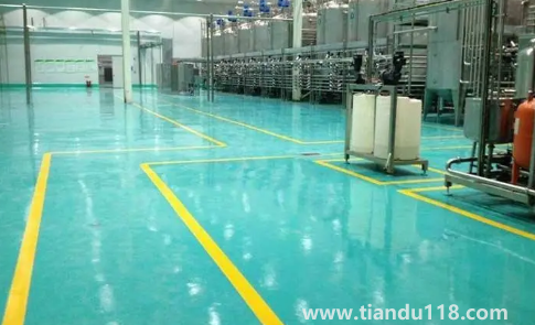 環(huán)氧自流平地面多少錢(qián)一平米(環(huán)氧地坪漆油性和水性有什么區(qū)別)(圖2) 環(huán)氧自流平地面多少錢(qián)一平米2