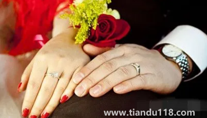 2022年重陽節(jié)可以提親嗎(提親須知注意事項(xiàng)有哪些)(圖3) 2022年重陽節(jié)可以提親嗎3