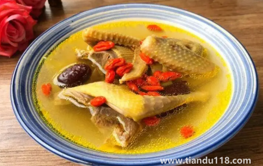 鴿子怎么燉湯好喝又營(yíng)養(yǎng)3