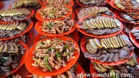 2022國(guó)慶節(jié)辦酒席會(huì)比平時(shí)貴嗎(2022年國(guó)慶節(jié)哪幾天適合擺酒席)(圖3) 2022國(guó)慶節(jié)辦酒席會(huì)比平時(shí)貴嗎3