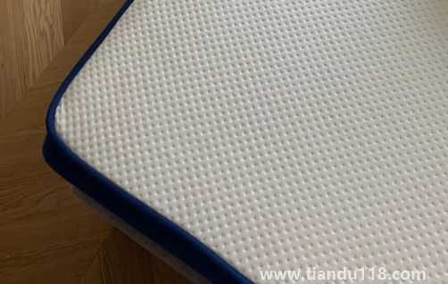 藍(lán)盒子床墊退貨的會(huì)再次銷售嗎（藍(lán)盒子床墊太軟了睡覺(jué)腰酸背疼正常嗎）