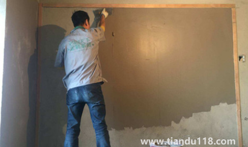 刮膩子之前需要噴水嗎3