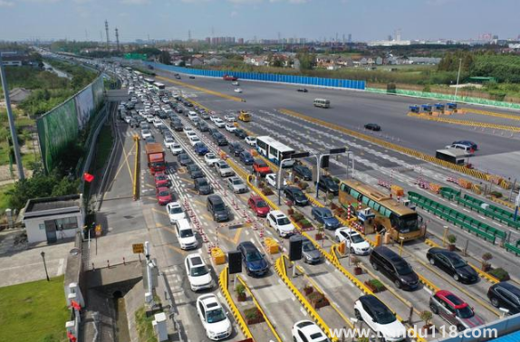 2022年國慶節(jié)高速公路免費(fèi)是幾號到幾號（國慶節(jié)高速通行注意事項(xiàng)）