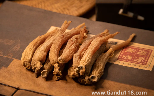 ?紅參的功效與作用適合哪些人（紅參的正確吃法和用量）