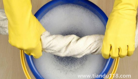 開(kāi)荒保潔瓷磚用什么擦(開(kāi)荒保潔需要幾個(gè)小時(shí))(圖3) 開(kāi)荒保潔瓷磚用什么擦3
