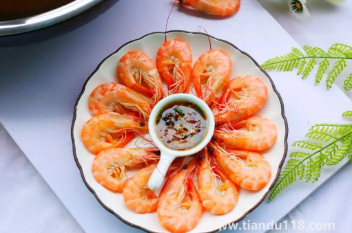 基圍蝦用開(kāi)水煮還是冷水煮（基圍蝦怎么清洗）