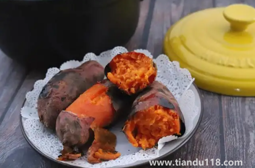 空氣炸鍋烤紅薯為什么烤不熟(空氣炸鍋烤紅薯要翻面嗎)(圖2) 空氣炸鍋烤紅薯為什么烤不熟2