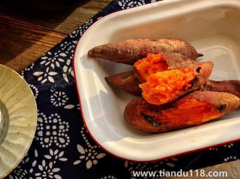 空氣炸鍋烤紅薯一次能烤幾個(gè)(空氣炸鍋烤紅薯怎么做)(圖2) 空氣炸鍋烤紅薯一次能烤幾個(gè)2