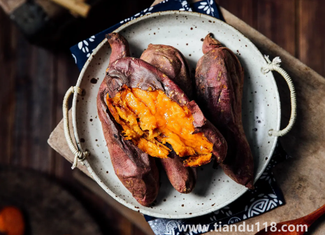 空氣炸鍋烤紅薯用錫紙還是油紙好一點2