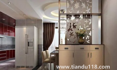 東戶玄關(guān)掛牡丹好嗎（玄關(guān)掛畫要注意什么）