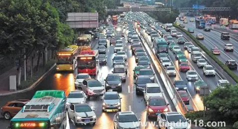 高速上扔?xùn)|西會(huì)被拍到嗎3