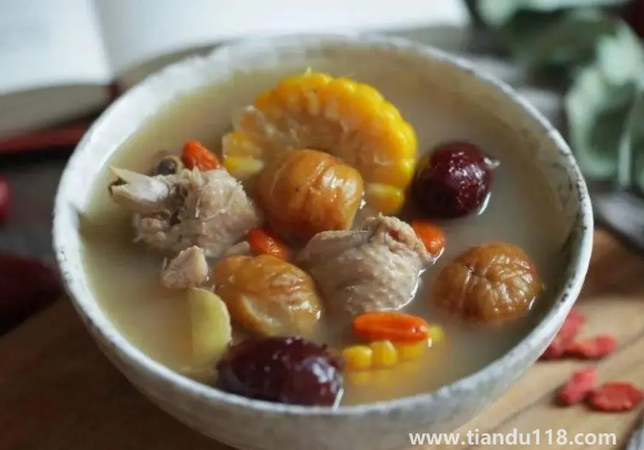 板栗可以和山藥一起煲湯嗎(板栗山藥怎么煲湯好喝)(圖3) 板栗可以和山藥一起煲湯嗎3