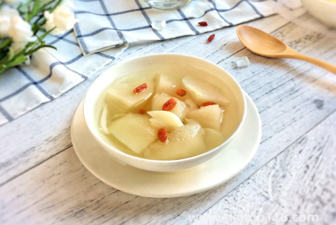 煮梨水用開水還是冷水（煮梨水的做法）