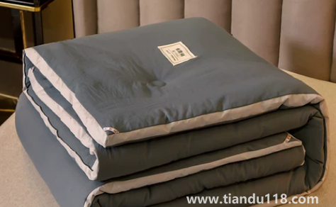 大豆纖維被4斤冬天夠用嗎(冬天蓋4斤的大豆被會冷嗎)(圖3) 大豆纖維被4斤冬天夠用嗎3