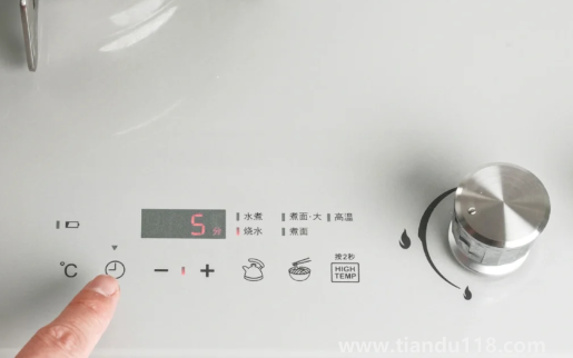 燃?xì)庠钍且贿呉粋€電池嗎2