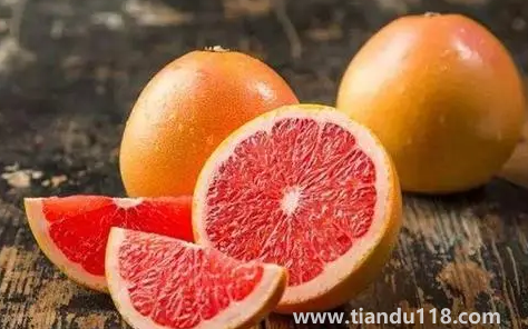 葡萄柚是大的好還是小的好（葡萄柚甜嗎）