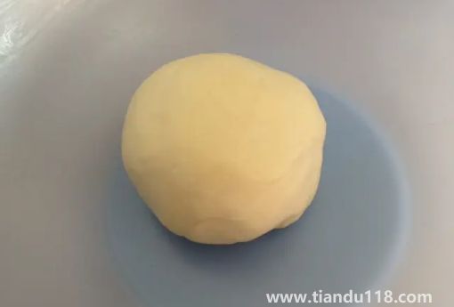 二次發(fā)酵沒(méi)變大怎么辦(發(fā)面怎么樣才算發(fā)好了)(圖2) 二次發(fā)酵沒(méi)變大怎么辦2