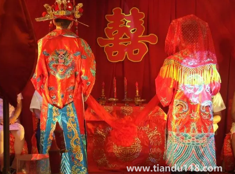 女生回門一定要穿紅色衣服嗎1