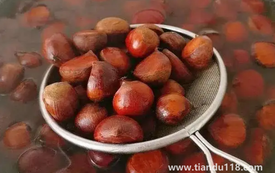 熟板栗變硬了怎么變軟（熟板栗怎么保存不會(huì)變硬）
