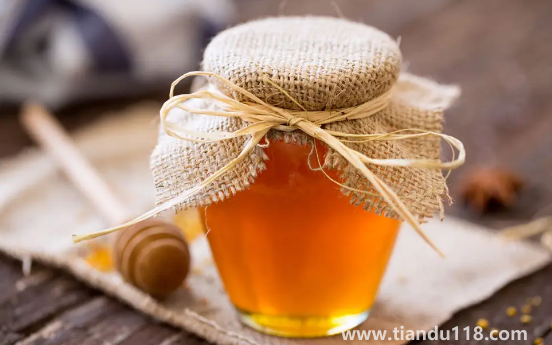 蜂蜜冬天不結晶是假的嗎(蜂蜜結晶了還能吃嗎)(圖3) 蜂蜜冬天不結晶是假的嗎3