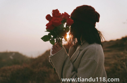 2023年元旦跨年九宮格拼圖素材高清（元旦跨年怎么過(guò)才有儀式感）