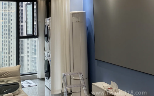 客廳25平米空調(diào)買掛機(jī)還是柜機(jī)（開空調(diào)要不要開一點(diǎn)窗戶）