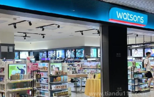 屈臣氏實(shí)體店賣的都是正品嗎（屈臣氏和專柜哪個(gè)貨真）