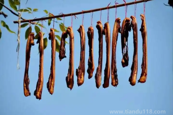 臘肉燒皮好吃還是不燒皮好吃（做臘肉的注意事項(xiàng)）