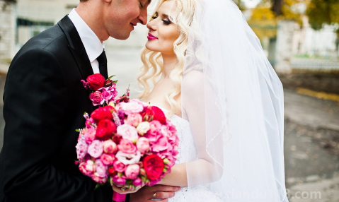 2023年底結婚哪天日子好（年底結婚好不好）