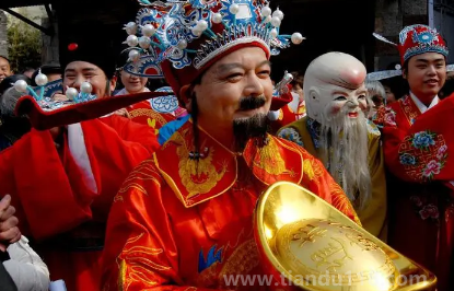 每年初五都是迎財神嗎2023（初五迎財神需要準備哪些東西）