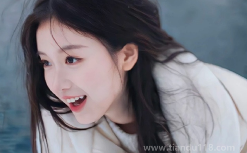 不想給女朋友花錢正常嗎（不想給女朋友花錢是不是就是不愛）