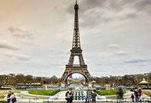 法國埃菲爾鐵塔有多高 法國埃菲爾鐵塔的高度